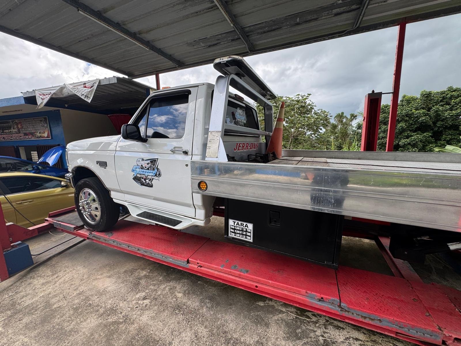 596f5712-ffbe-47f0-a869-fd8b9ef734d1